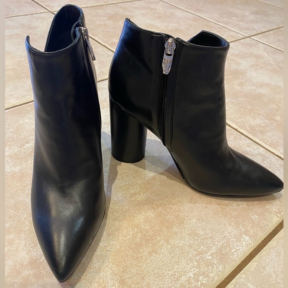 Sigerson Morrison Shoes - Sigerson Morrison Genuine Leather Pointed Toe Black 4 Inch Heeled Boots Size 8